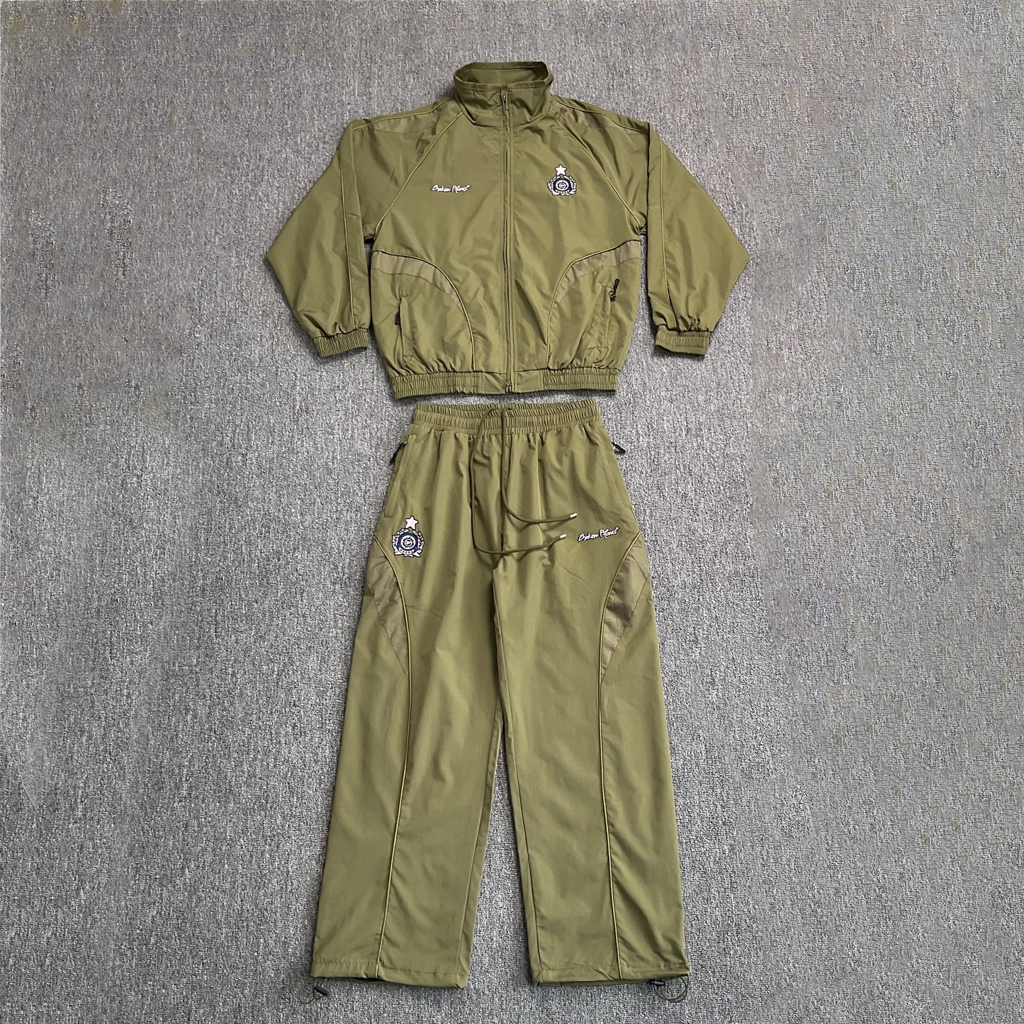 Br*ken Planet - Outdoor Jogger